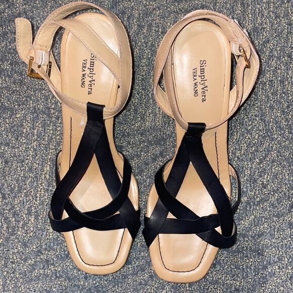 Vera Wang Block Heel - Galore Black 🖤 - Picture 3 of 6